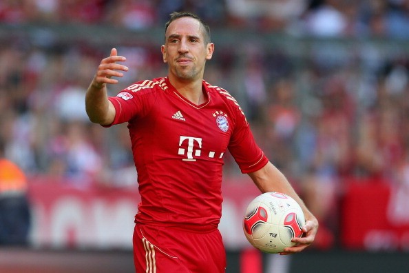 Ribery lập cú đúp giúp Bayern có chiến thắng thứ 7 liên tiếp tại Bundesliga.